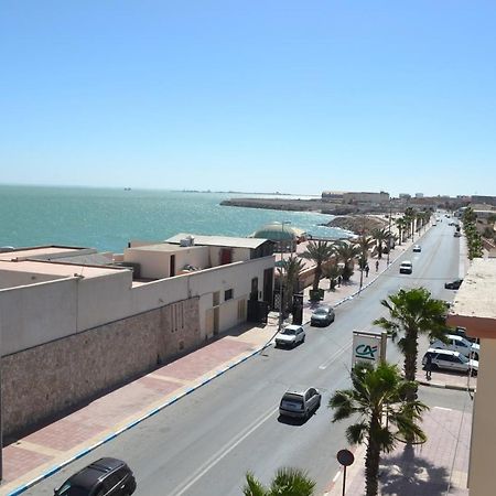 Inyan Dakhla Hotel Exterior photo