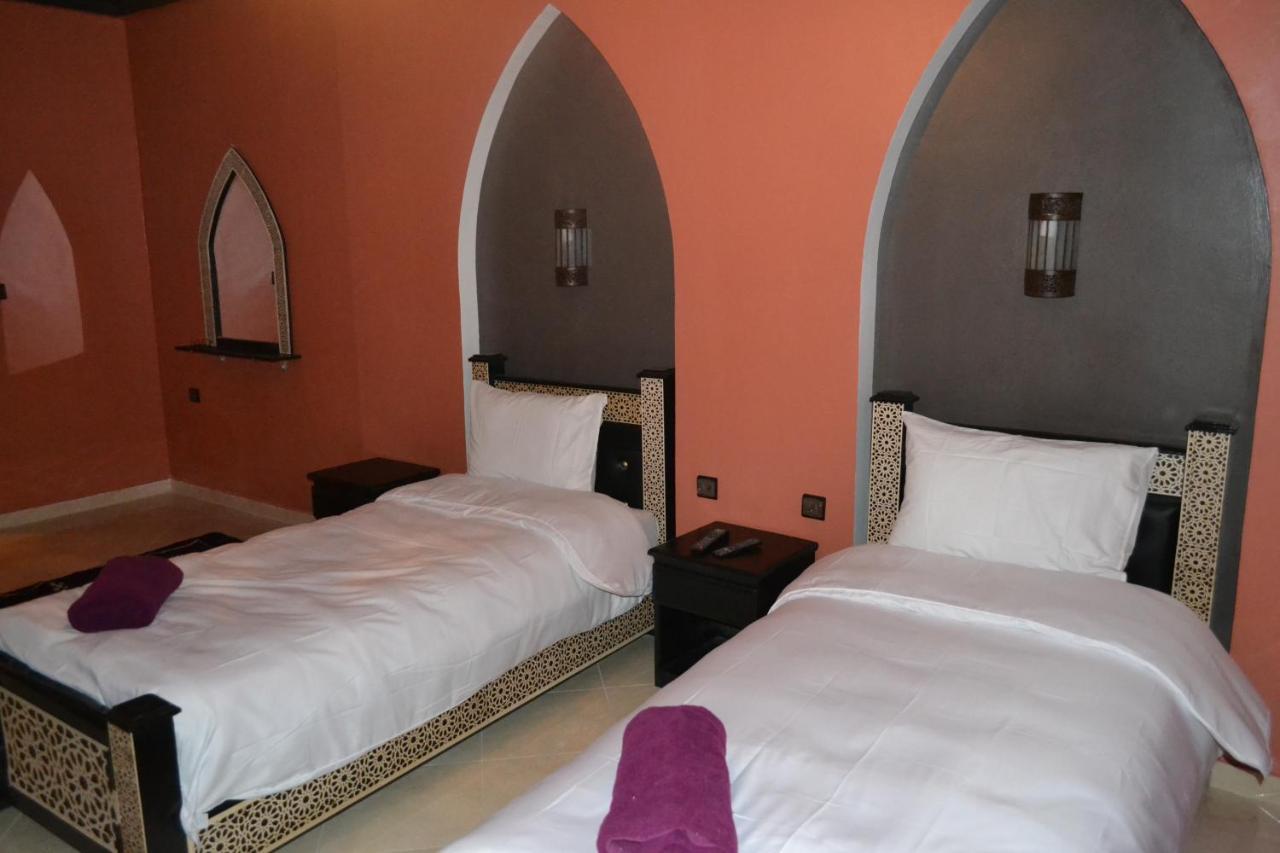 Inyan Dakhla Hotel Exterior photo
