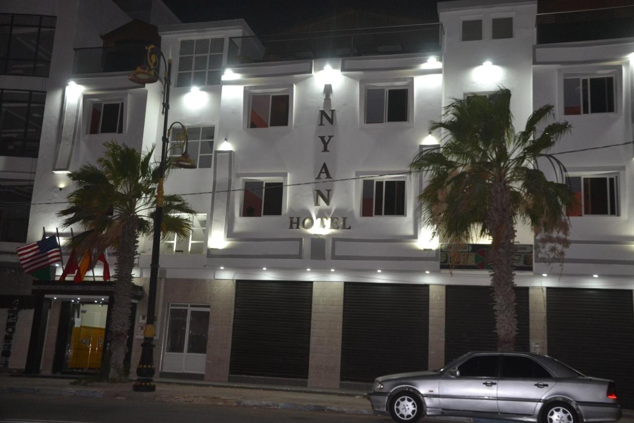 Inyan Dakhla Hotel Exterior photo