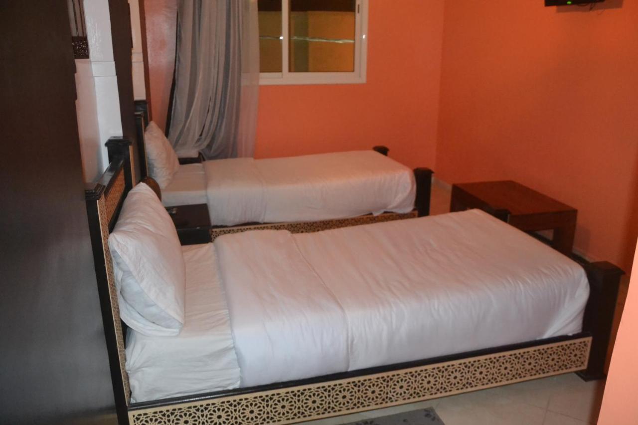 Inyan Dakhla Hotel Exterior photo
